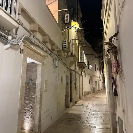 Pietra Antica, Romantic In Centre